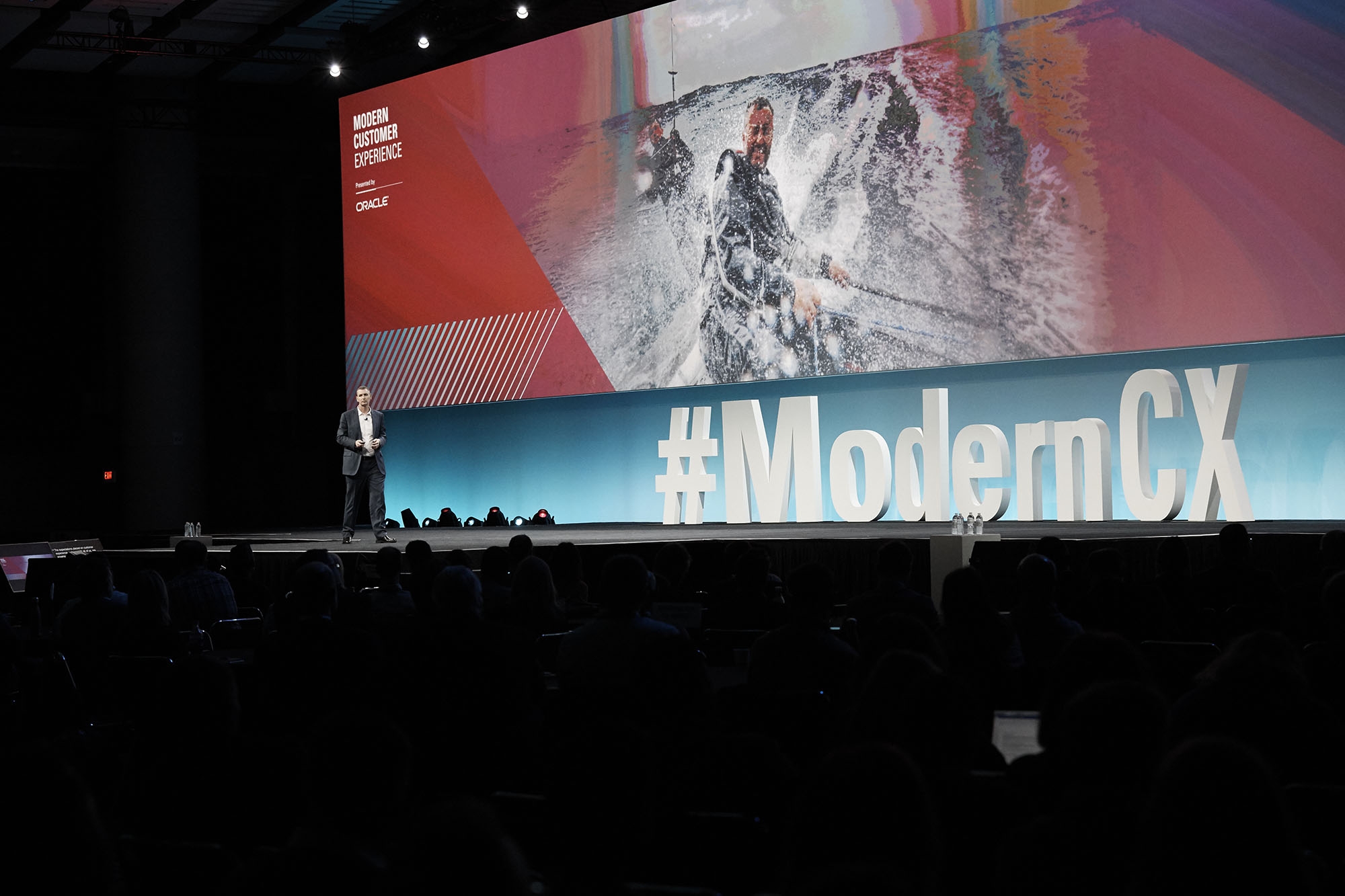 Oracle Modern CX Recap: Experts Share How Data & Digital Transformation Are Table Stakes For Legendary Customer Experiences