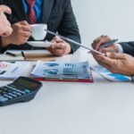 Smooth Focus,A group of business people who are recommend and advising about investments and ways to revive the economy after the epidemic crisis.The concept of recommend and advising about investment