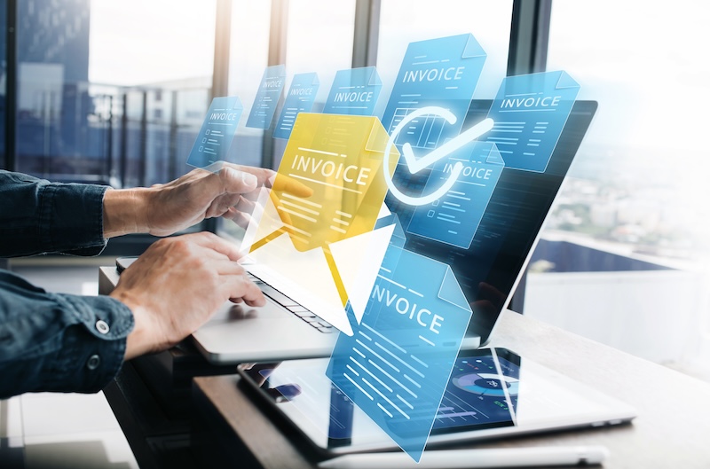 Invoice Control Center or AutoInvoice Hub,Financial report and banking management with E invoice bill.digital nline statements.c2c online money payment