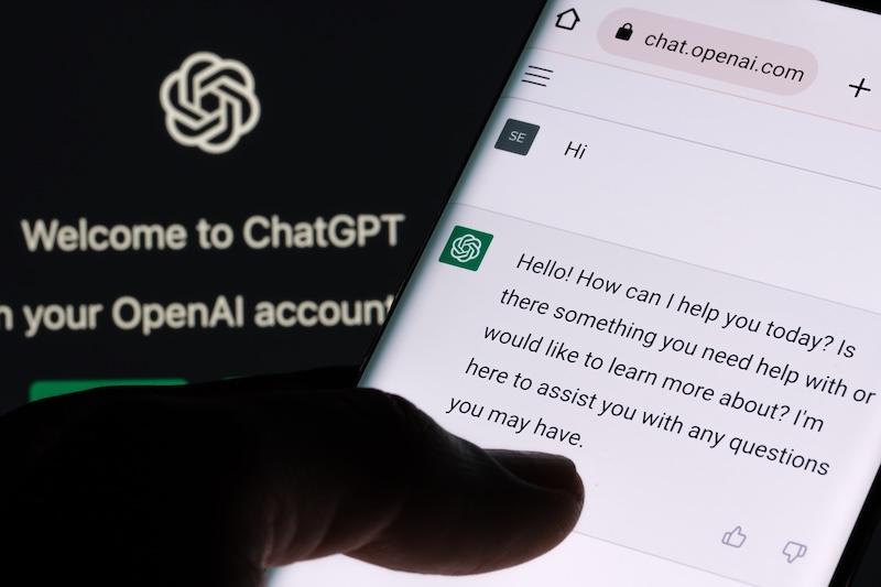 Demandbase ChatGPT Referrals to B2B Websites Nearly Quadrupled in a Year