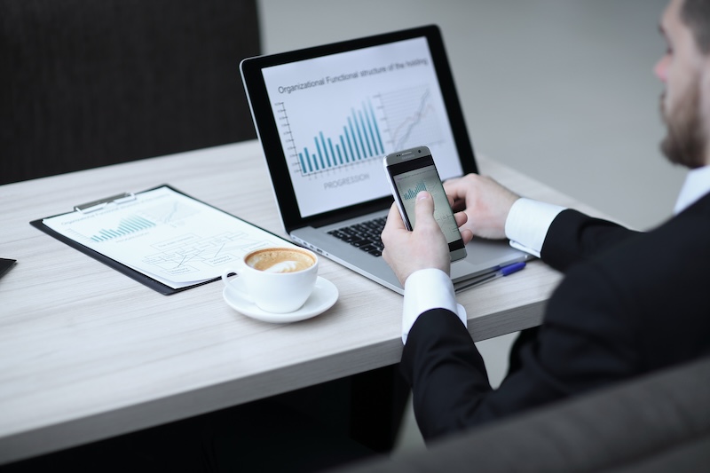 Pipedrive New Offering Turns Sales Meetings into CRM Intelligence